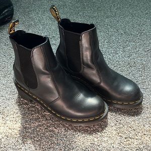 Dr Martens Chelsea Boot